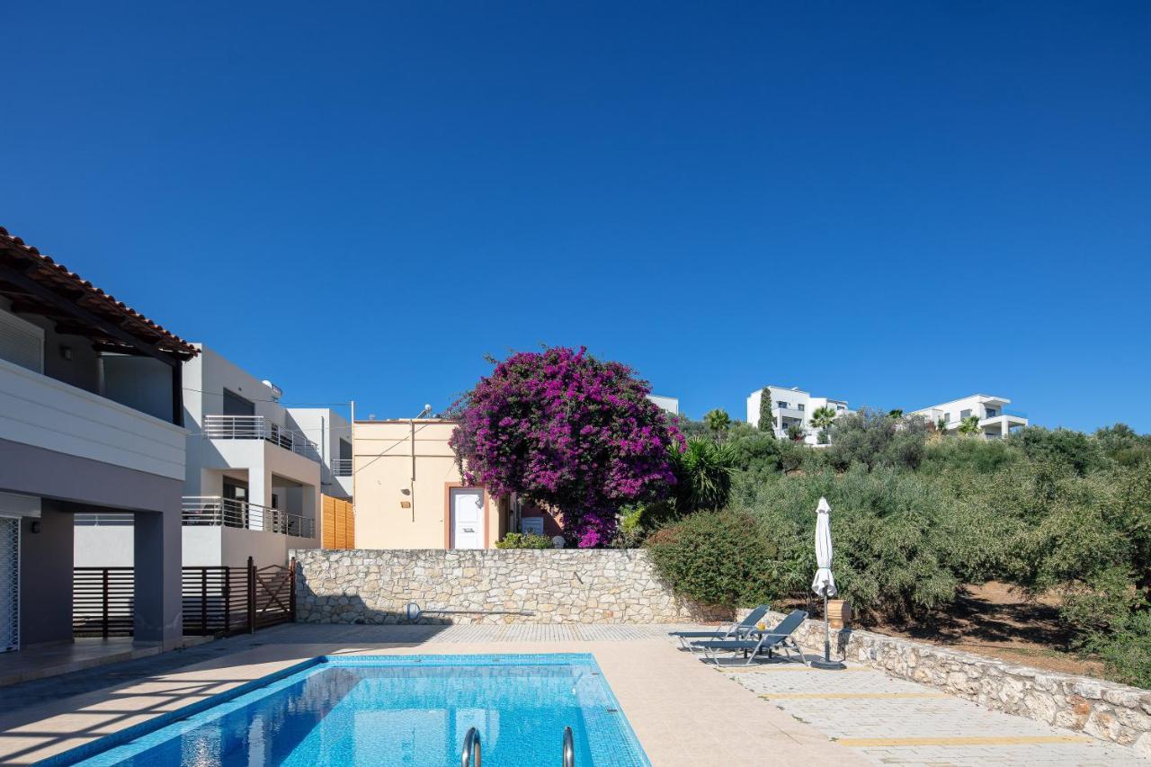 Greek Sky - New Modern Apartment With Shared Pool Tavronitis Buitenkant foto
