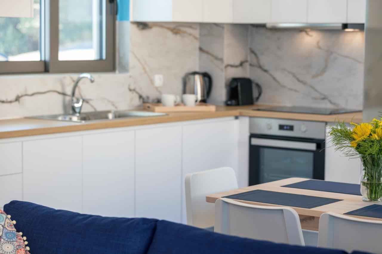 Greek Sky - New Modern Apartment With Shared Pool Tavronitis Buitenkant foto